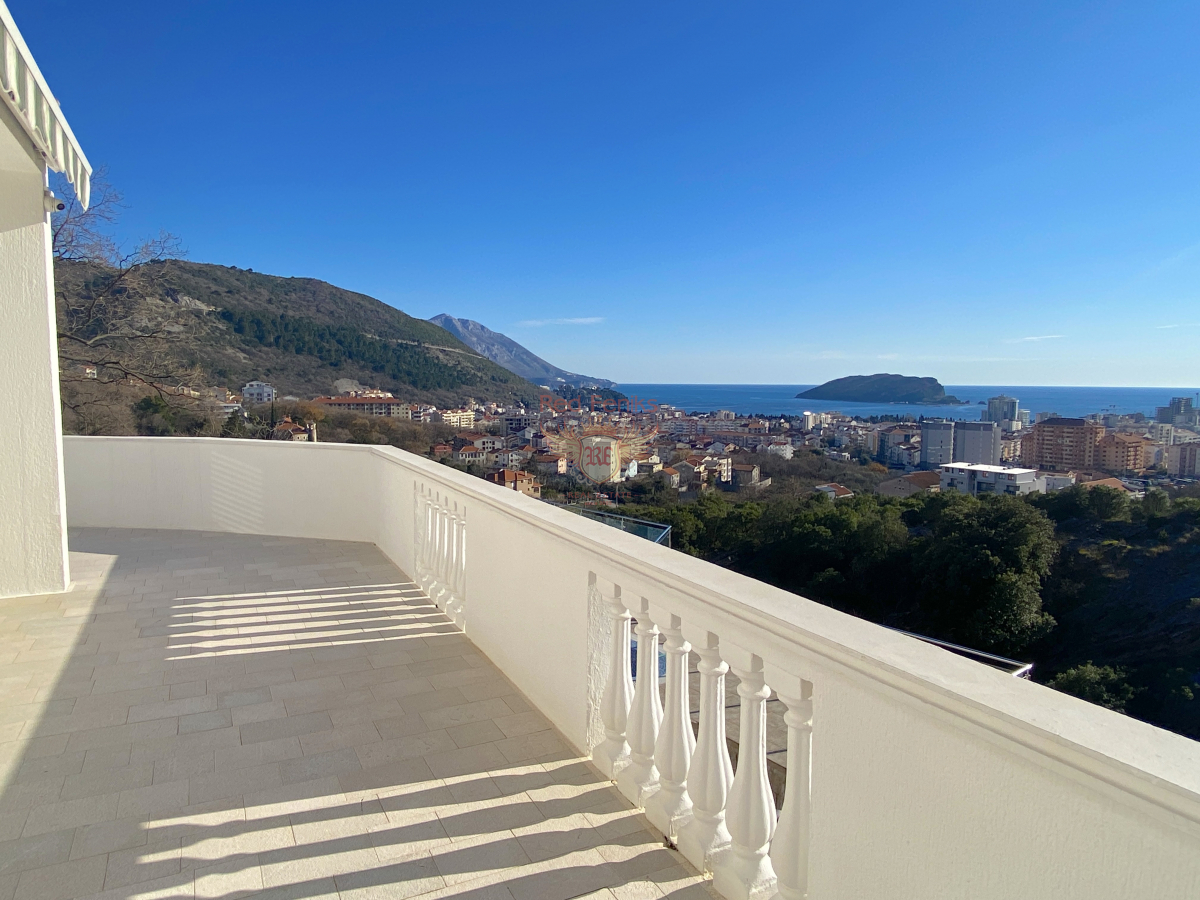 Casa en Budva, Montenegro, 194 m² - imagen 1