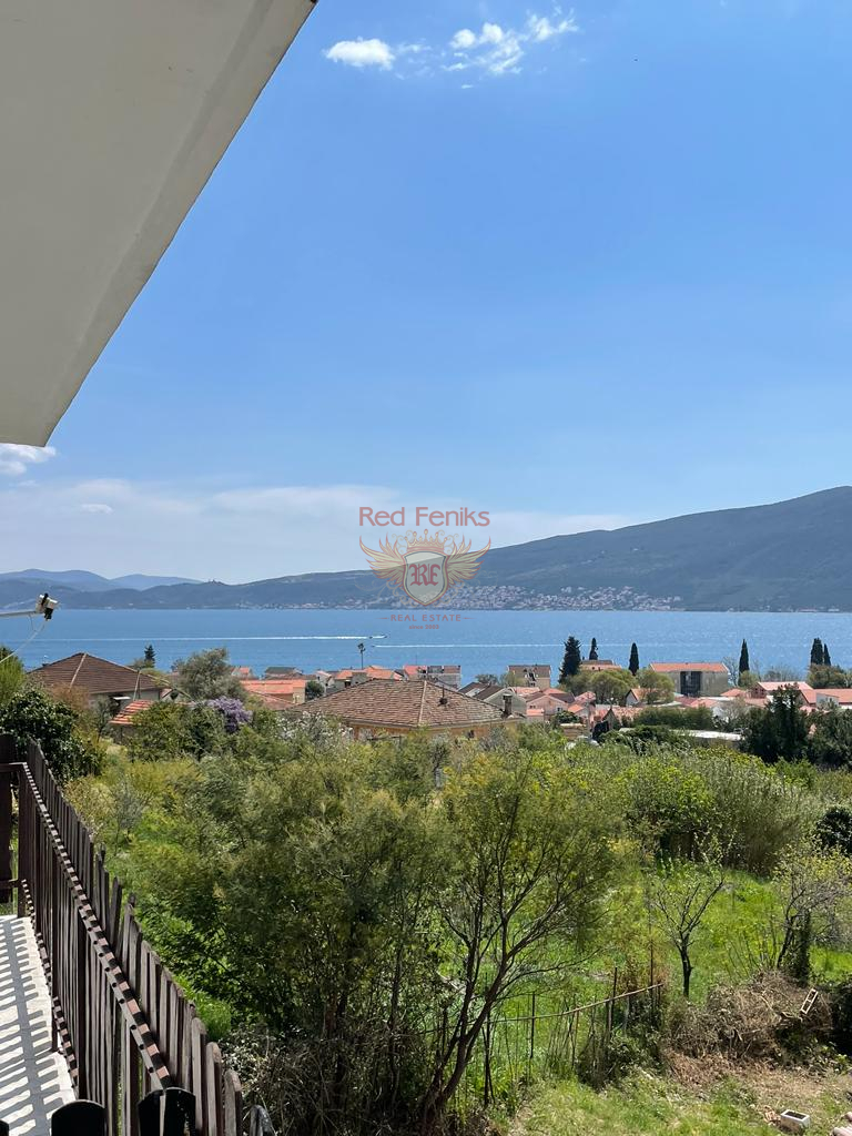 Wohnung in Herceg-Novi, Montenegro, 79 m² - Foto 1