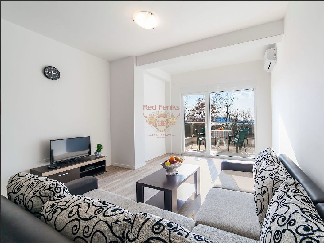 Flat in Budva, Montenegro, 63 m² - picture 1