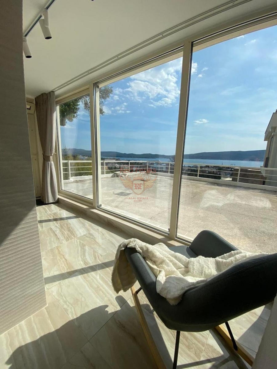 Wohnung in Tivat, Montenegro, 43 m² - Foto 1