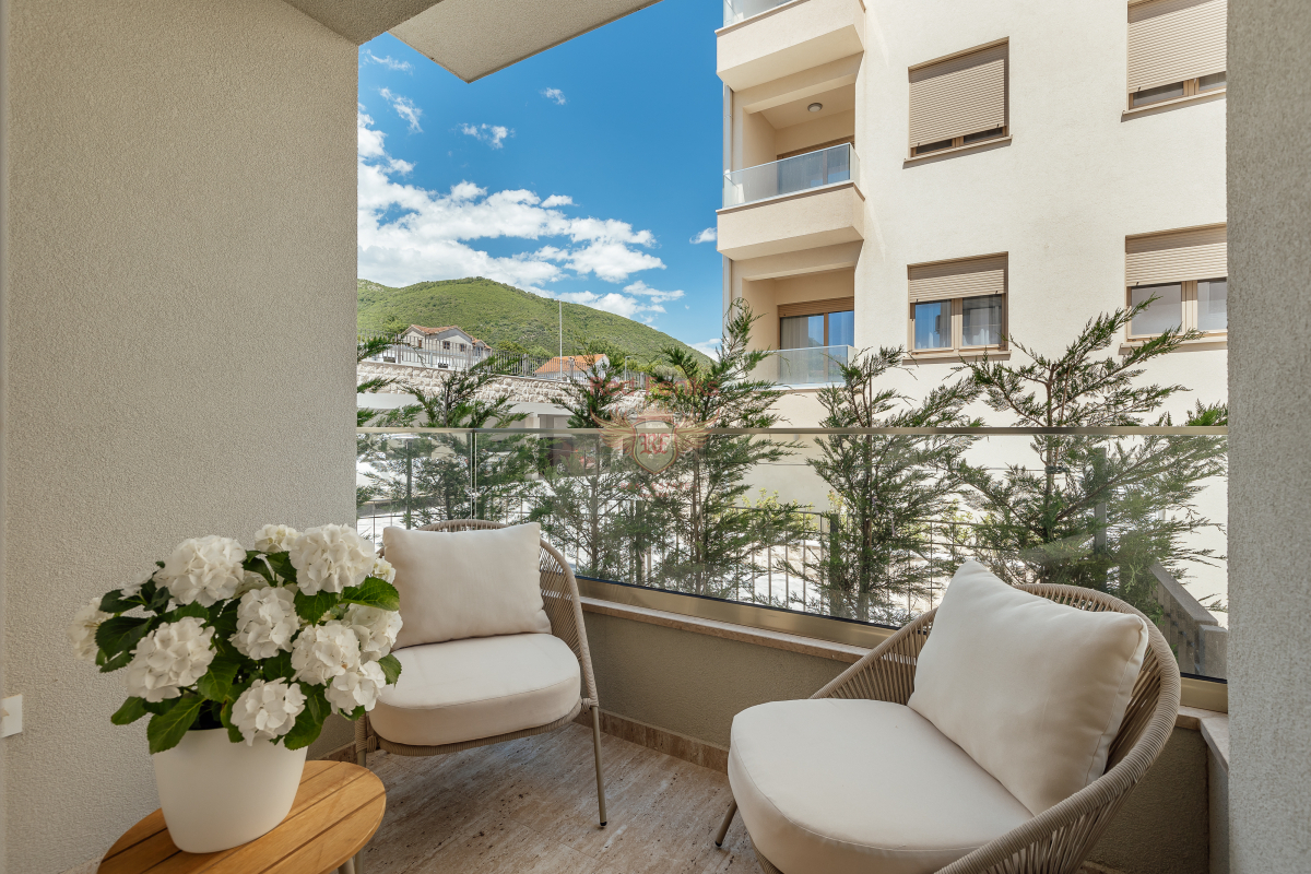 Appartement à Herceg-Novi, Monténégro, 46 m² - image 1