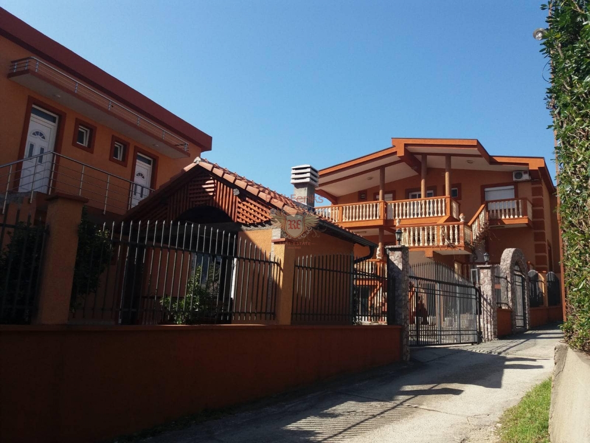 Hotel in Bar, Montenegro, 610 m² - picture 1