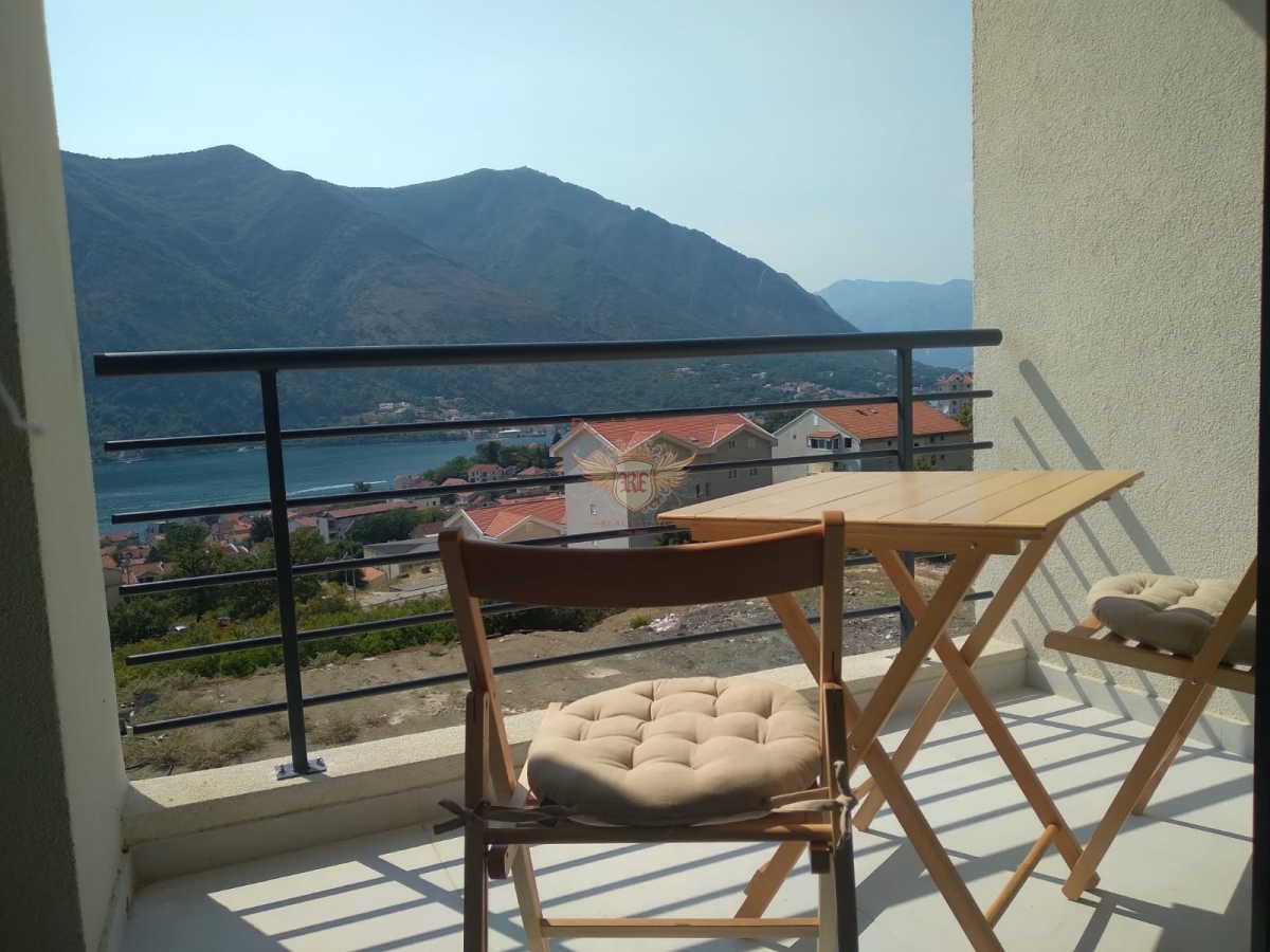 Appartement à Kotor, Monténégro, 35 m² - image 1