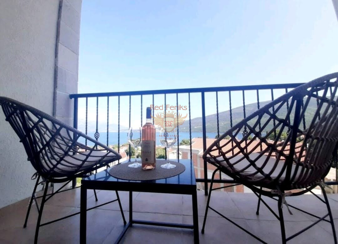 Appartement à Herceg-Novi, Monténégro, 40 m² - image 1