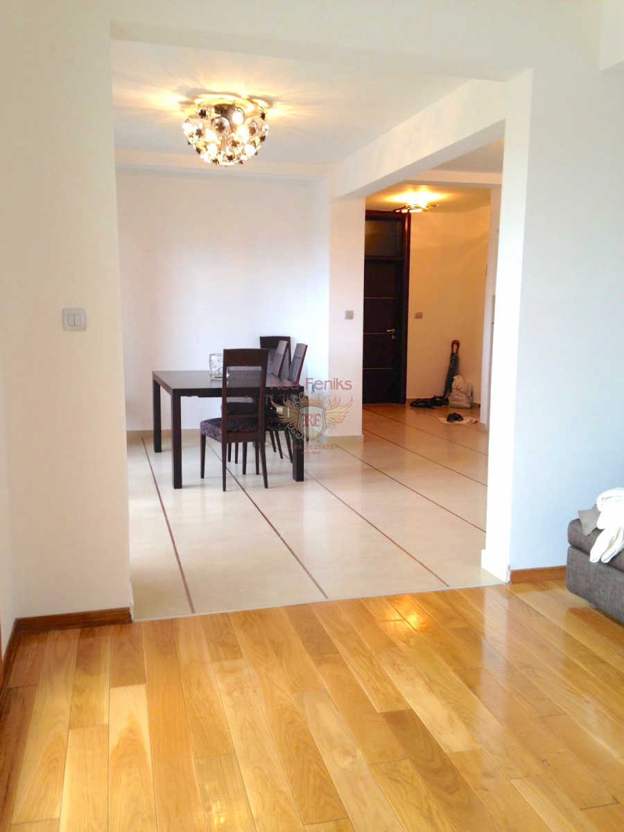 Wohnung in Budva, Montenegro, 112 m² - Foto 1