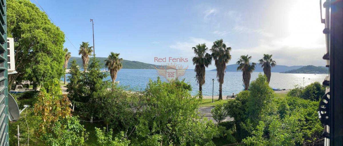 Appartement à Herceg-Novi, Monténégro, 61 m² - image 1
