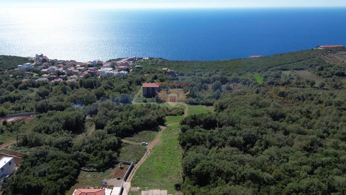 Terreno en Budva, Montenegro, 1 002 m² - imagen 1