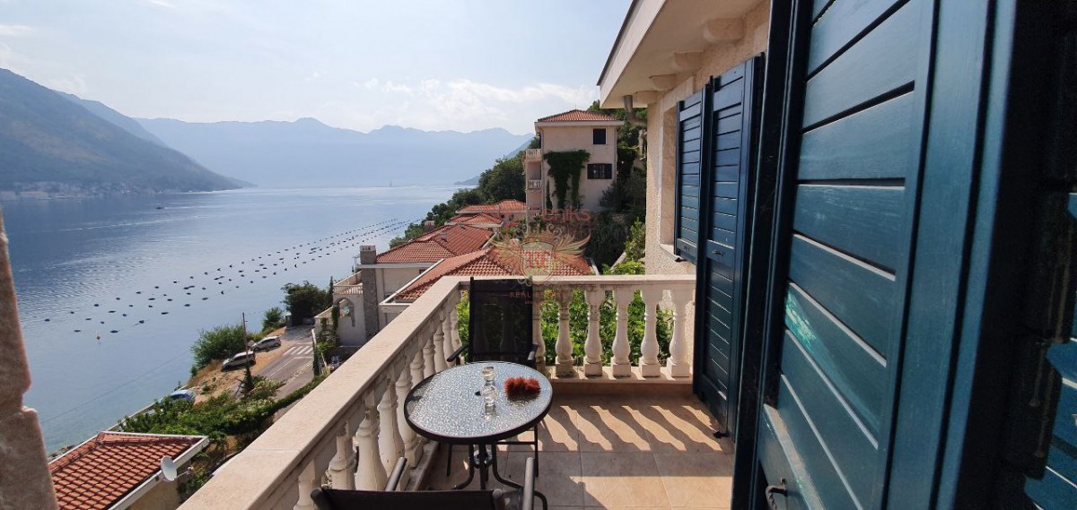 Piso en Kotor, Montenegro, 59 m² - imagen 1