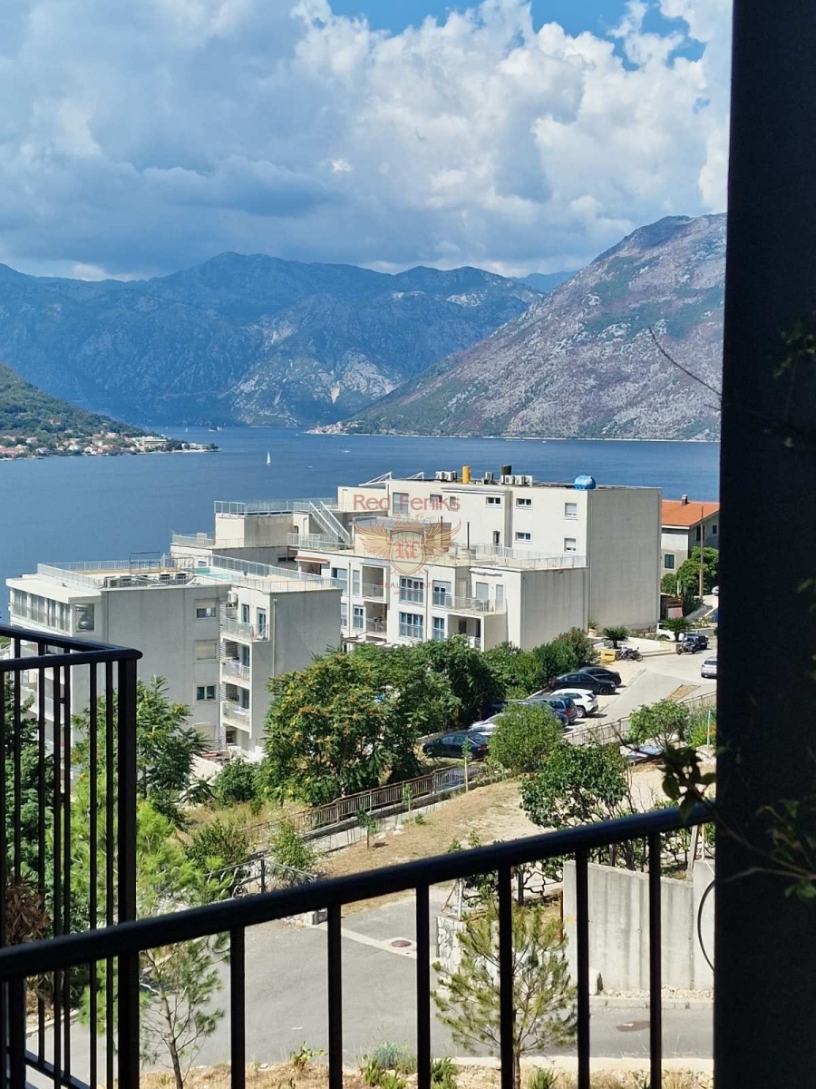 Wohnung in Kotor, Montenegro, 75 m² - Foto 1