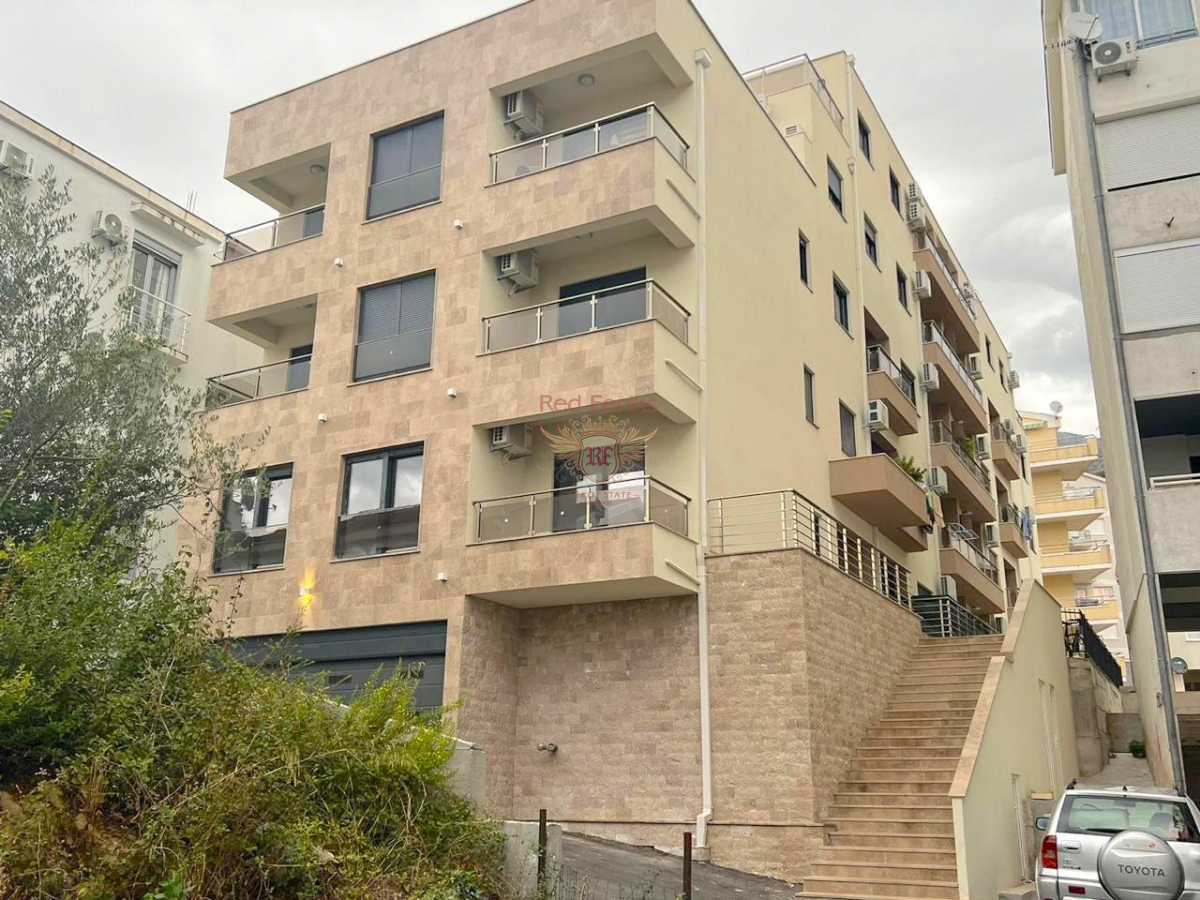Flat in Budva, Montenegro, 58 m² - picture 1