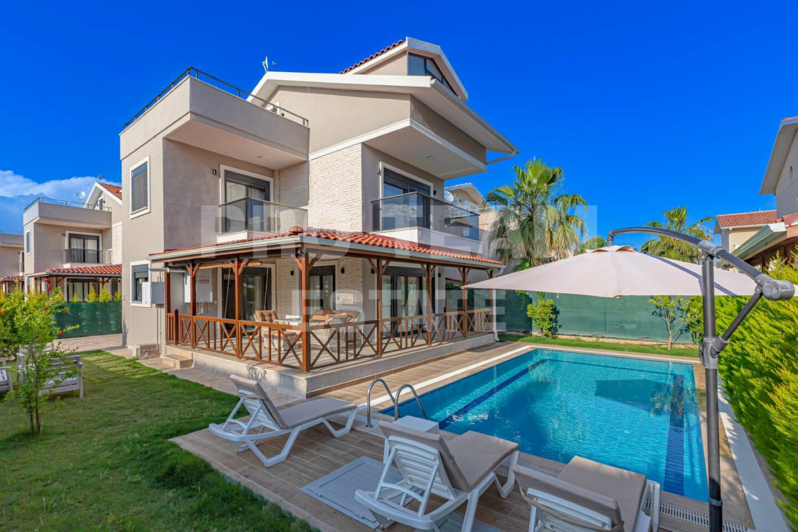 Villa in Belek, Türkei, 220 m² - Foto 1