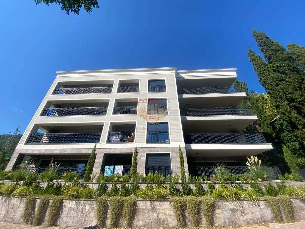 Appartement à Herceg-Novi, Monténégro, 83 m² - image 1