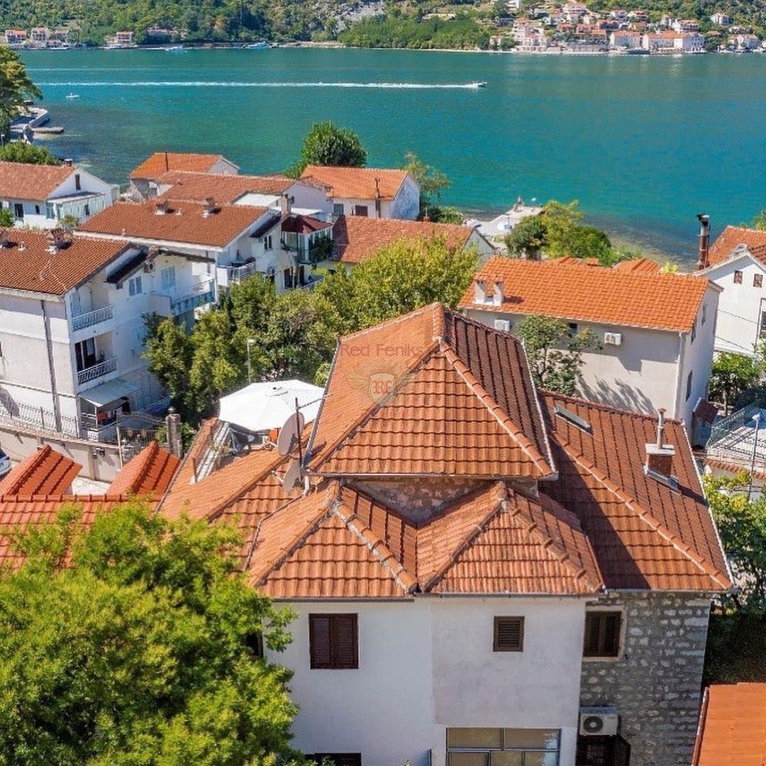 Haus in Kotor, Montenegro, 142 m² - Foto 1