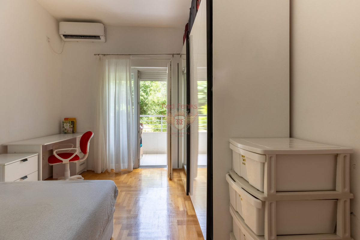 Wohnung in Herceg-Novi, Montenegro, 74 m² - Foto 1