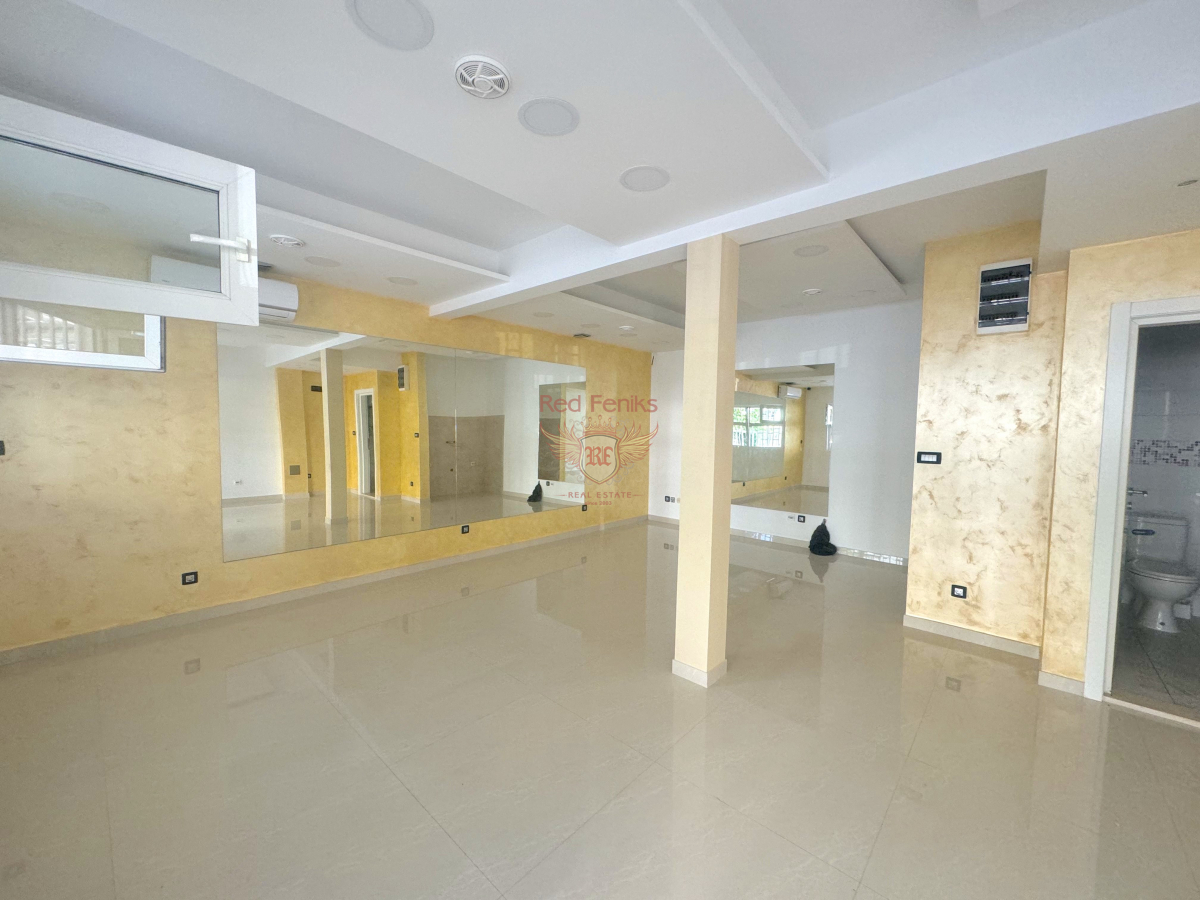 Biens commerciaux à Budva, Monténégro, 39 m² - image 1