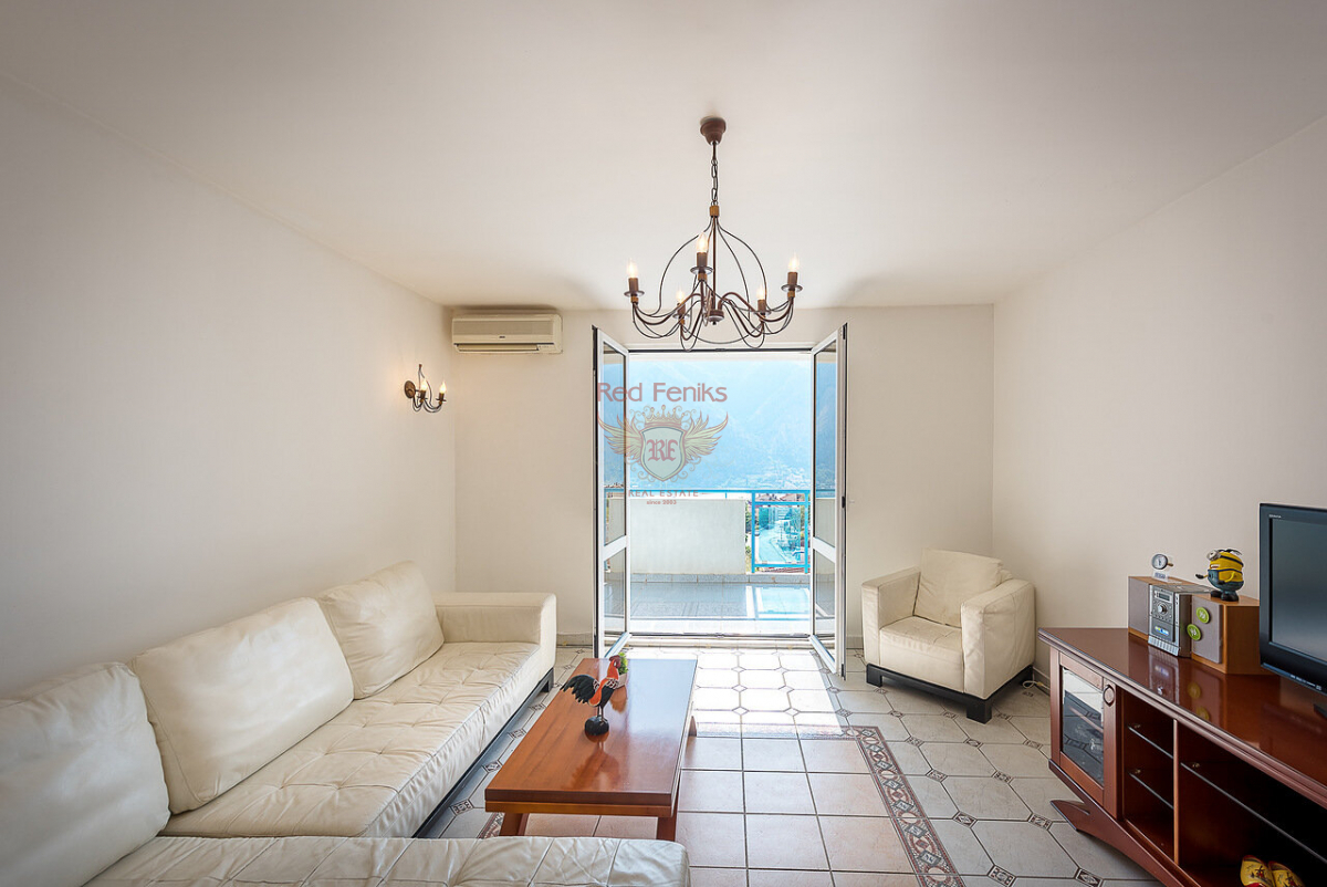 Piso en Kotor, Montenegro, 80 m² - imagen 1