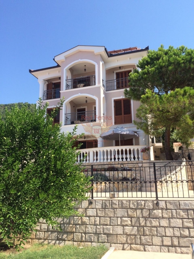 Maison au Bar, Monténégro, 366 m² - image 1