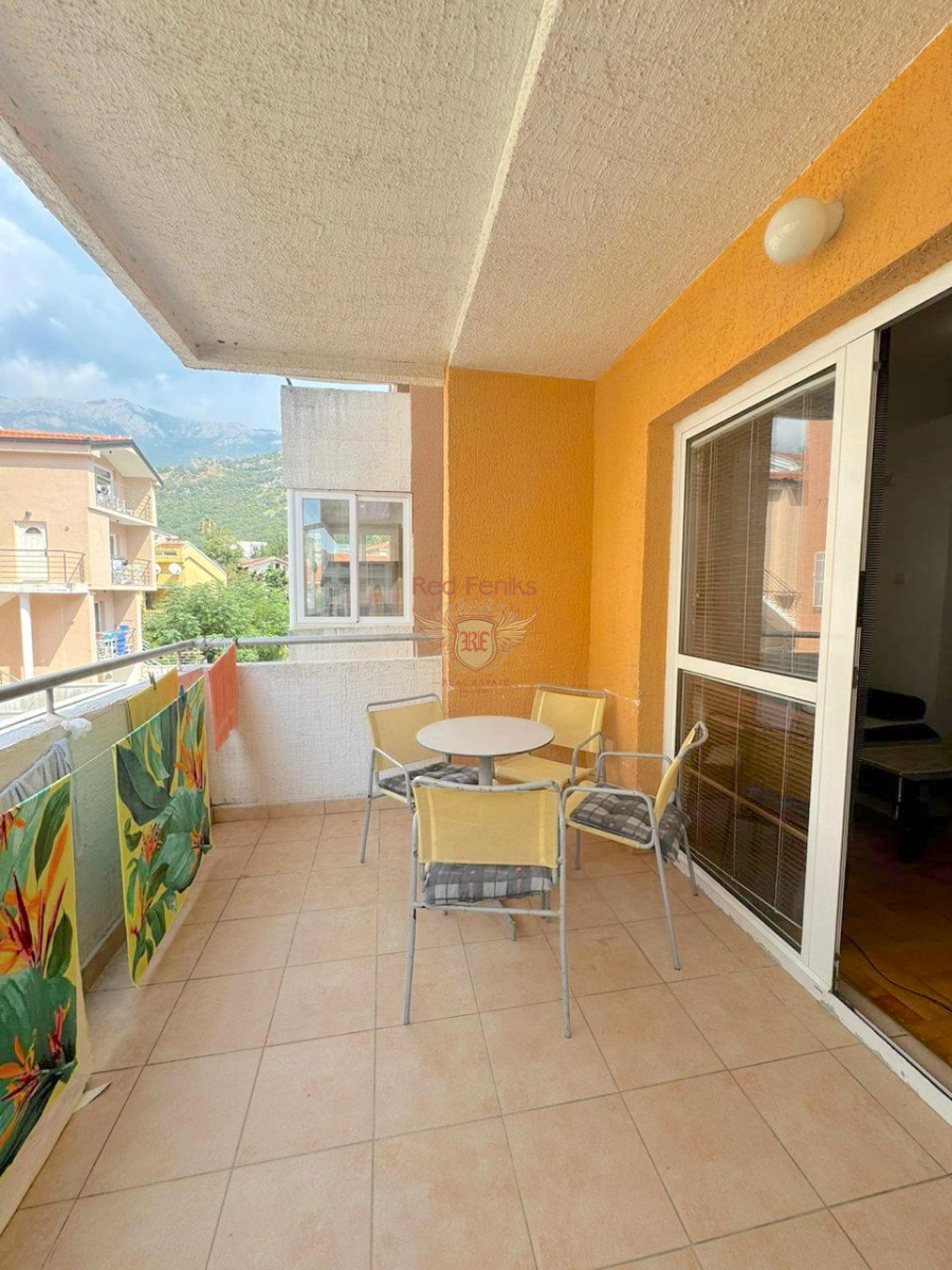 Flat in Budva, Montenegro, 45 m² - picture 1