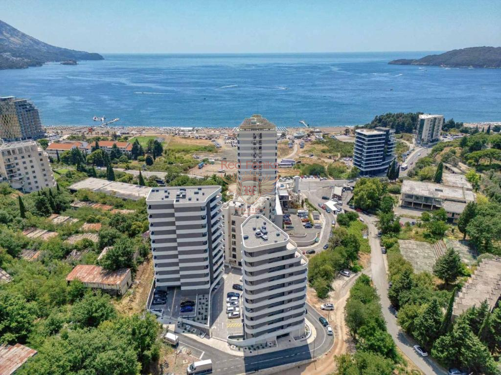 Piso en Budva, Montenegro, 80 m² - imagen 1