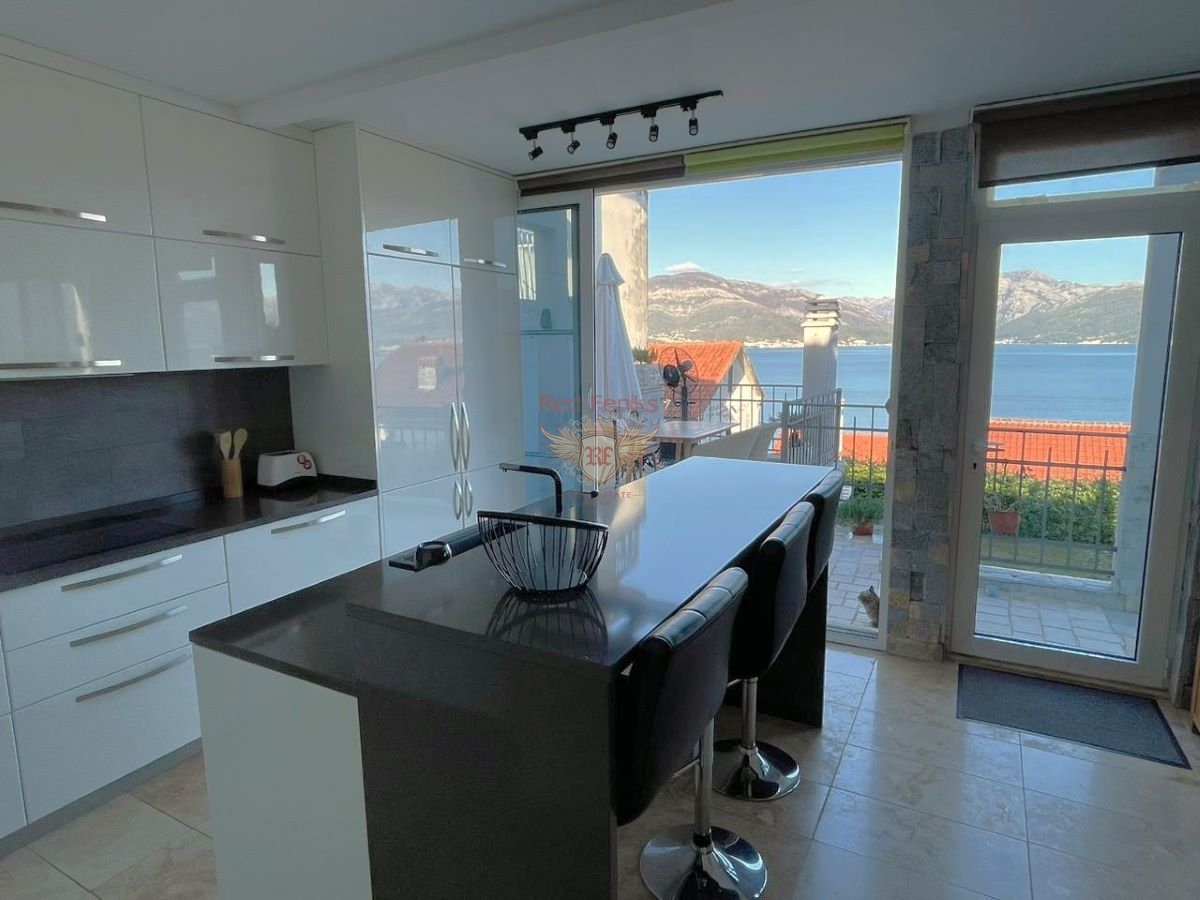 Casa en Luštica, Montenegro, 160 m² - imagen 1
