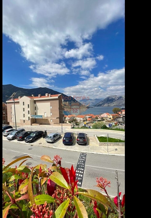 Wohnung in Kotor, Montenegro, 55 m² - Foto 1