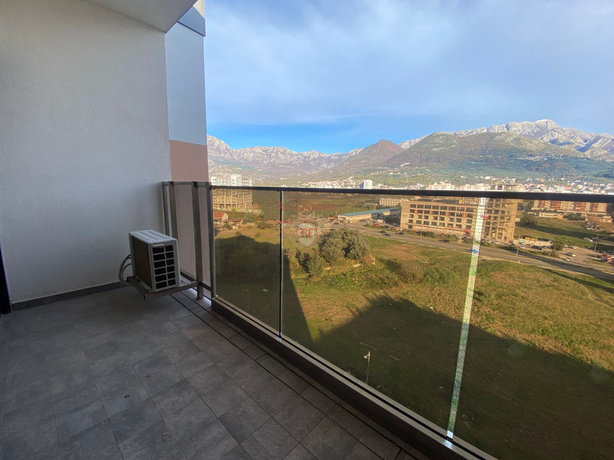 Flat in Bar, Montenegro, 40 m² - picture 1