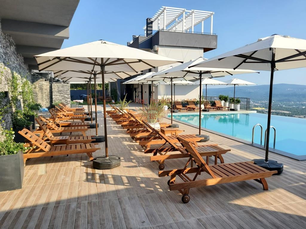 Piso en Tivat, Montenegro, 25 m² - imagen 1
