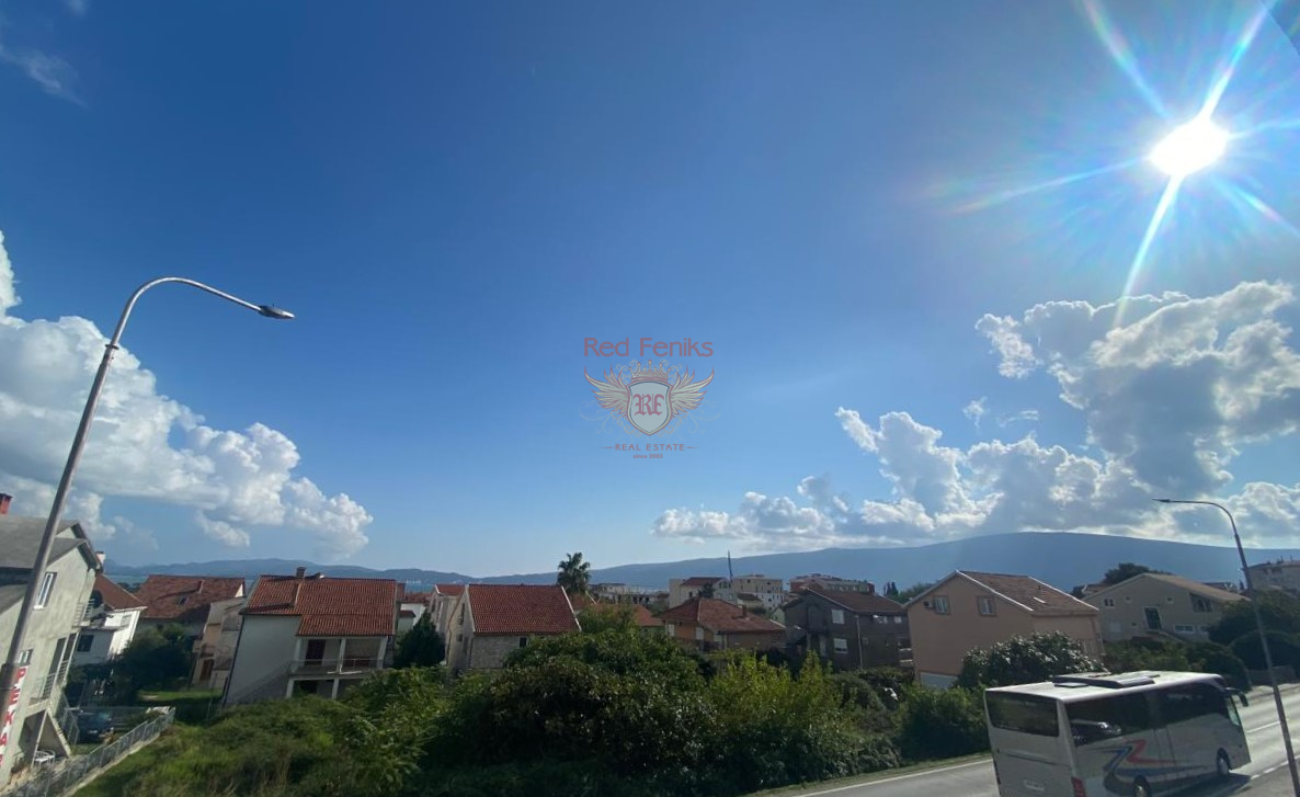 Flat in Herceg-Novi, Montenegro, 45 m² - picture 1
