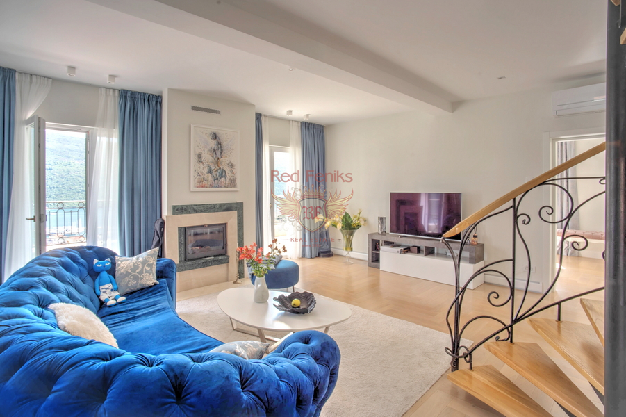 Appartement à Herceg-Novi, Monténégro, 217 m² - image 1