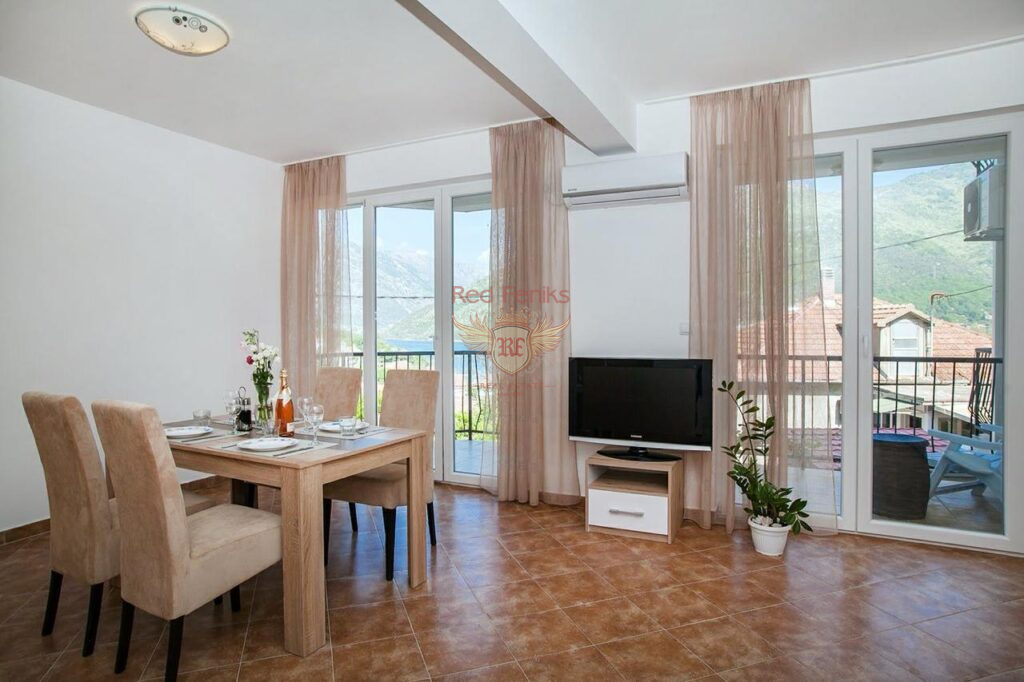 Wohnung in Herceg-Novi, Montenegro, 61 m² - Foto 1