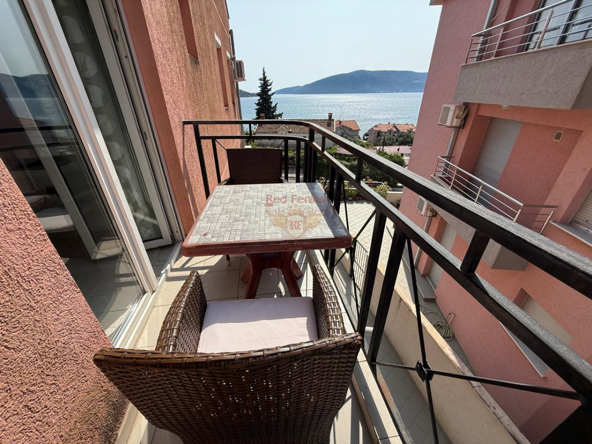 Appartement à Herceg-Novi, Monténégro, 42 m² - image 1