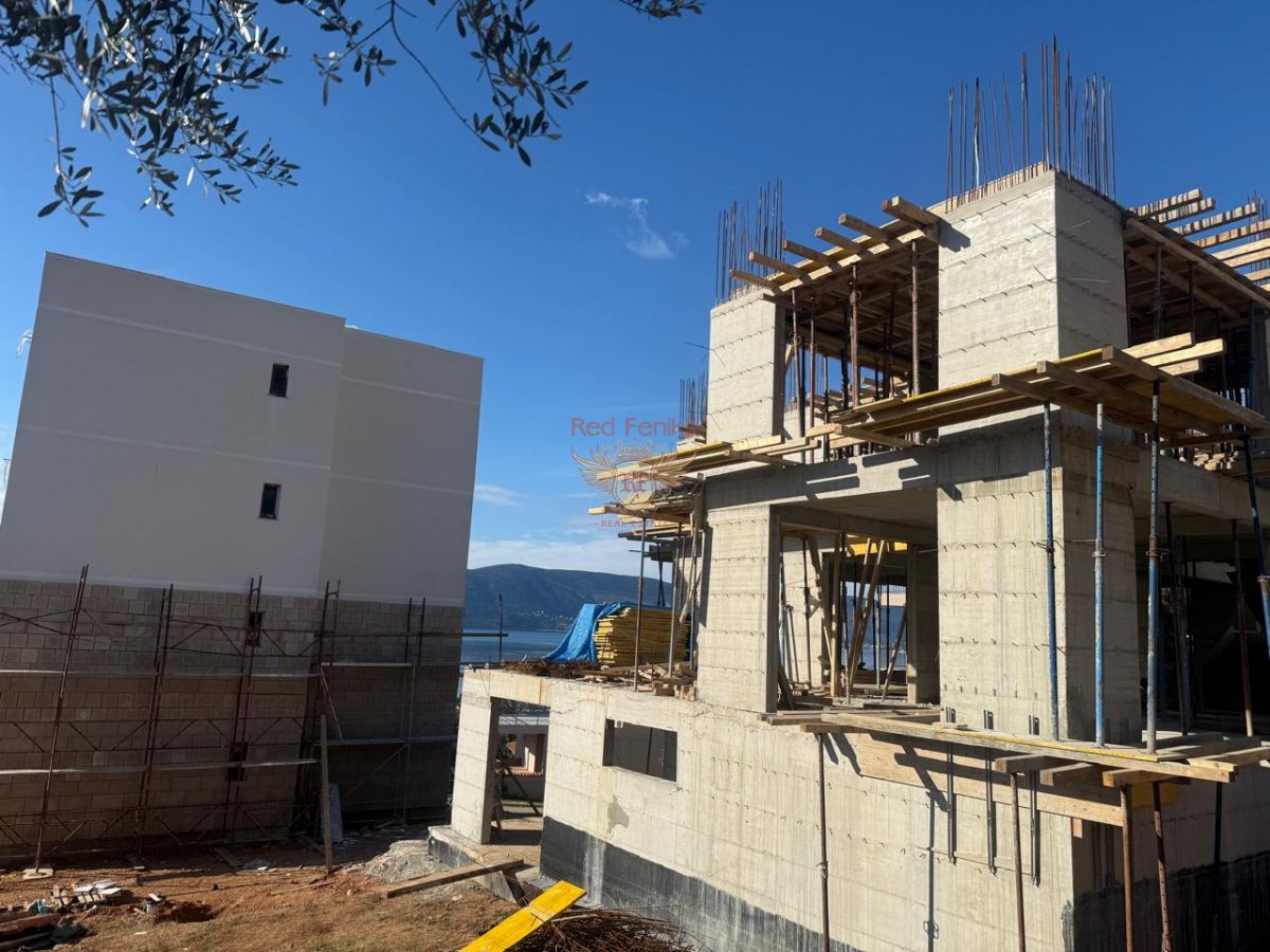 Piso en Herceg-Novi, Montenegro, 42 m² - imagen 1