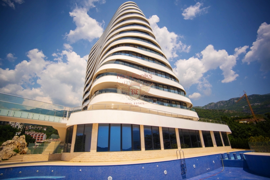 Flat in Budva, Montenegro, 44 m² - picture 1