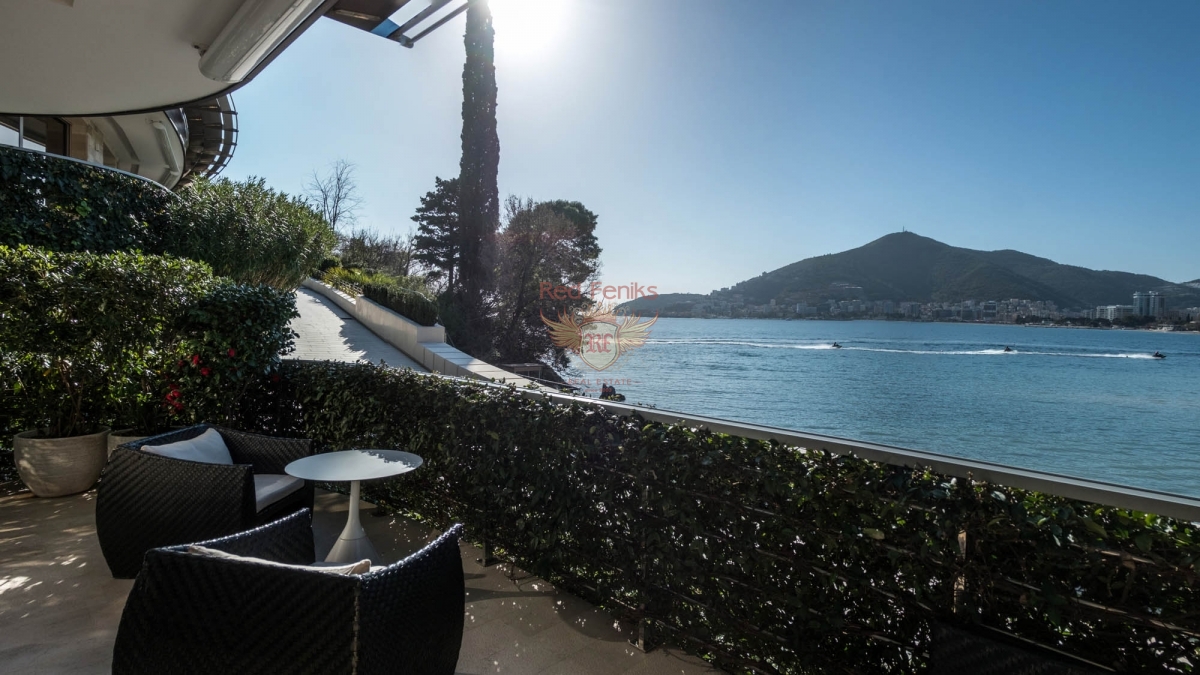 Wohnung in Budva, Montenegro, 95 m² - Foto 1