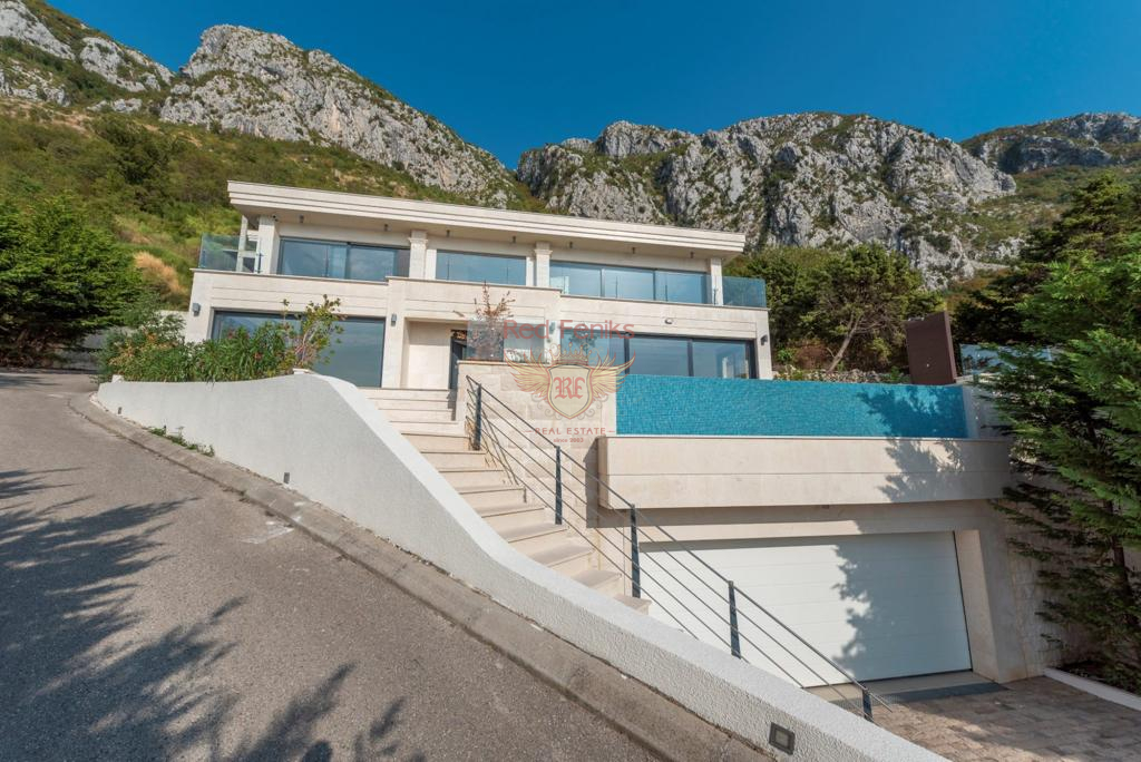 Casa en Budva, Montenegro, 304 m² - imagen 1