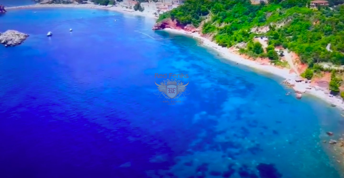 Terreno en Budva, Montenegro, 5 835 m² - imagen 1