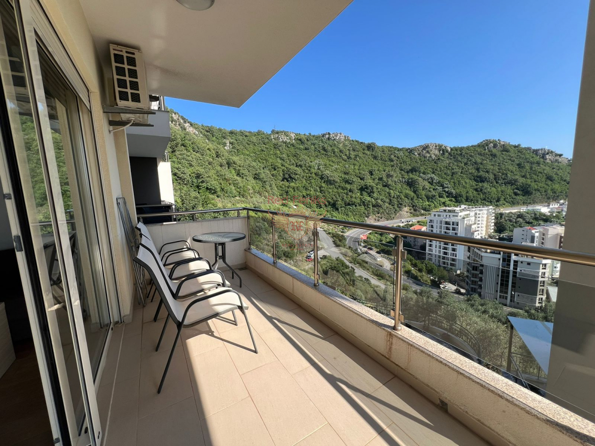 Flat in Budva, Montenegro, 69 m² - picture 1