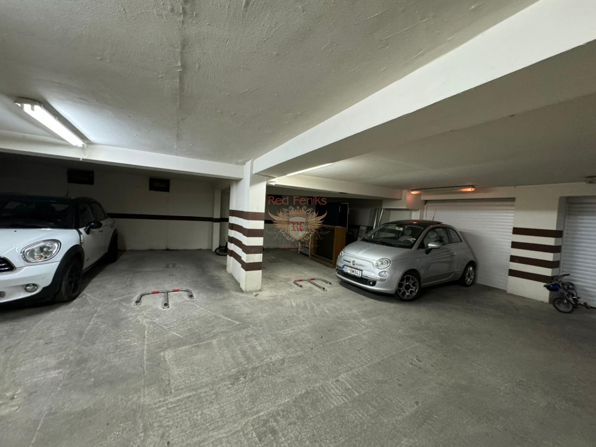 Biens commerciaux à Budva, Monténégro, 10 m² - image 1