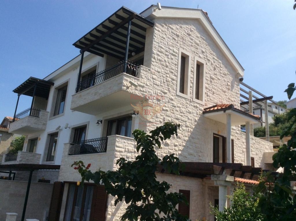 Maison sur la Luštica, Monténégro, 220 m² - image 1