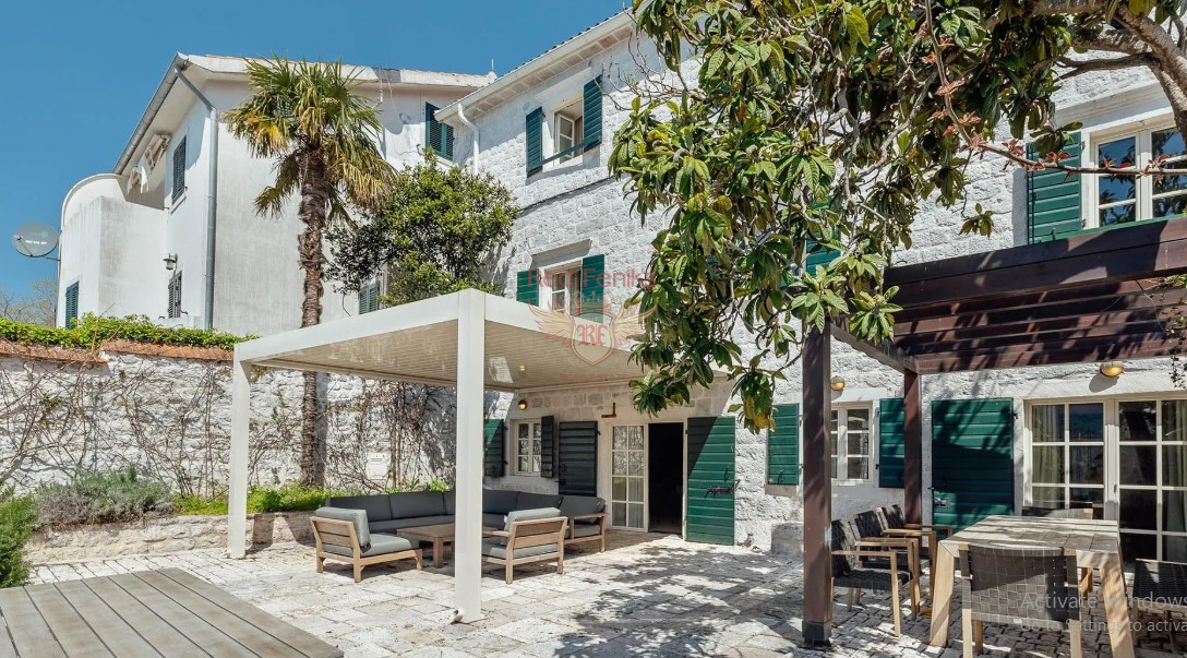 Casa a Kotor, Montenegro, 274 m² - foto 2