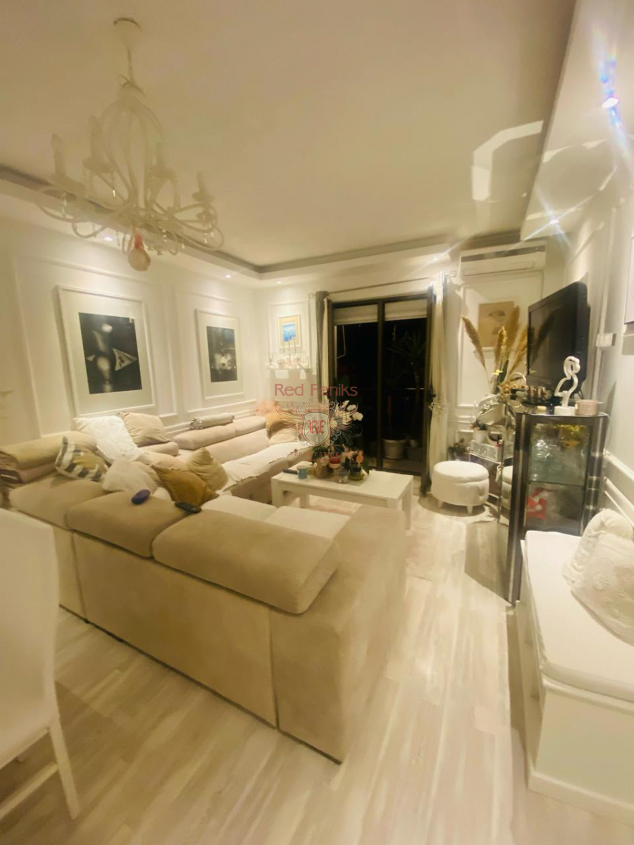 Appartement à Herceg-Novi, Monténégro, 93 m² - image 2