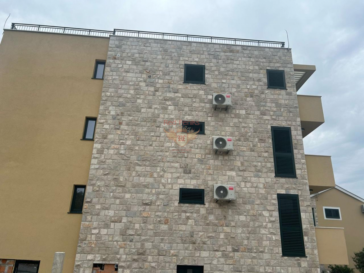 Wohnung in Tivat, Montenegro, 98 m² - Foto 2