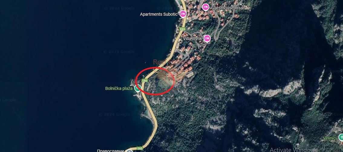 Terrain à Kotor, Monténégro, 2 200 m² - image 2