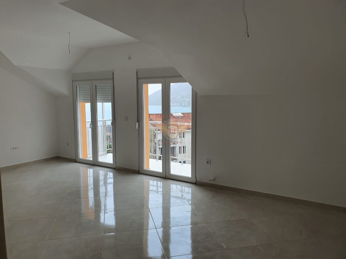 Flat in Herceg-Novi, Montenegro, 100 m² - picture 2