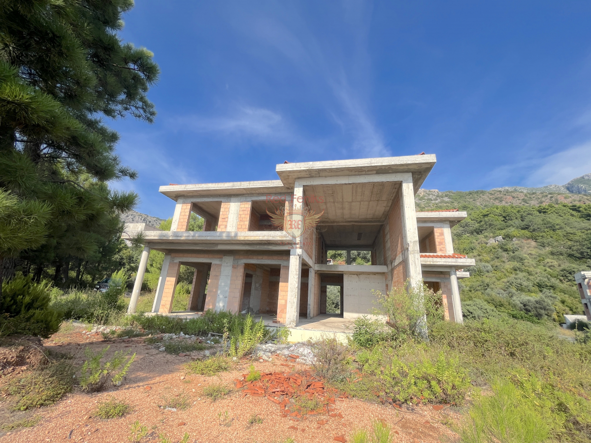 Casa en Budva, Montenegro, 700 m² - imagen 2