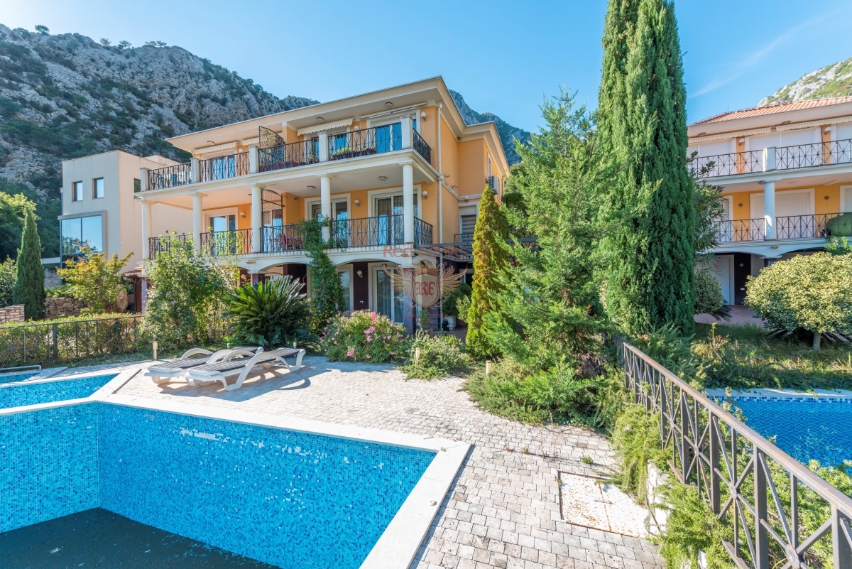 Casa a Kotor, Montenegro, 148 m² - foto 2
