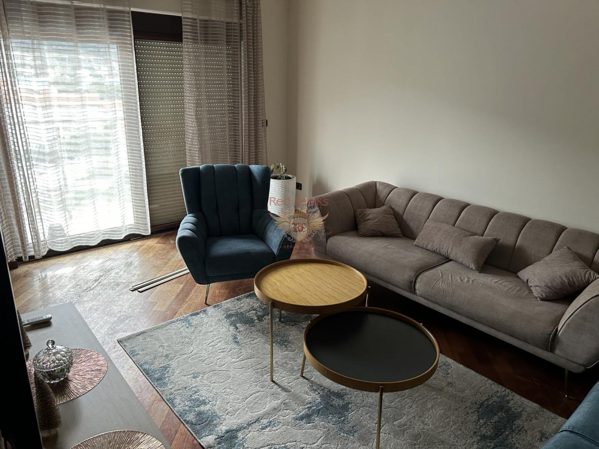 Flat in Kotor, Montenegro, 90 m² - picture 2