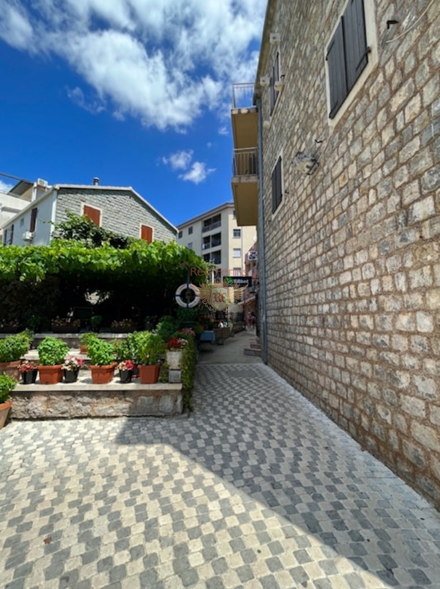 Proprietà commerciale a Budva, Montenegro, 34 m² - foto 2