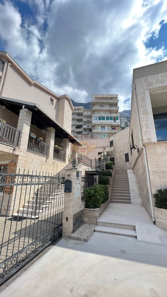 Piso en Kotor, Montenegro, 64 m² - imagen 2