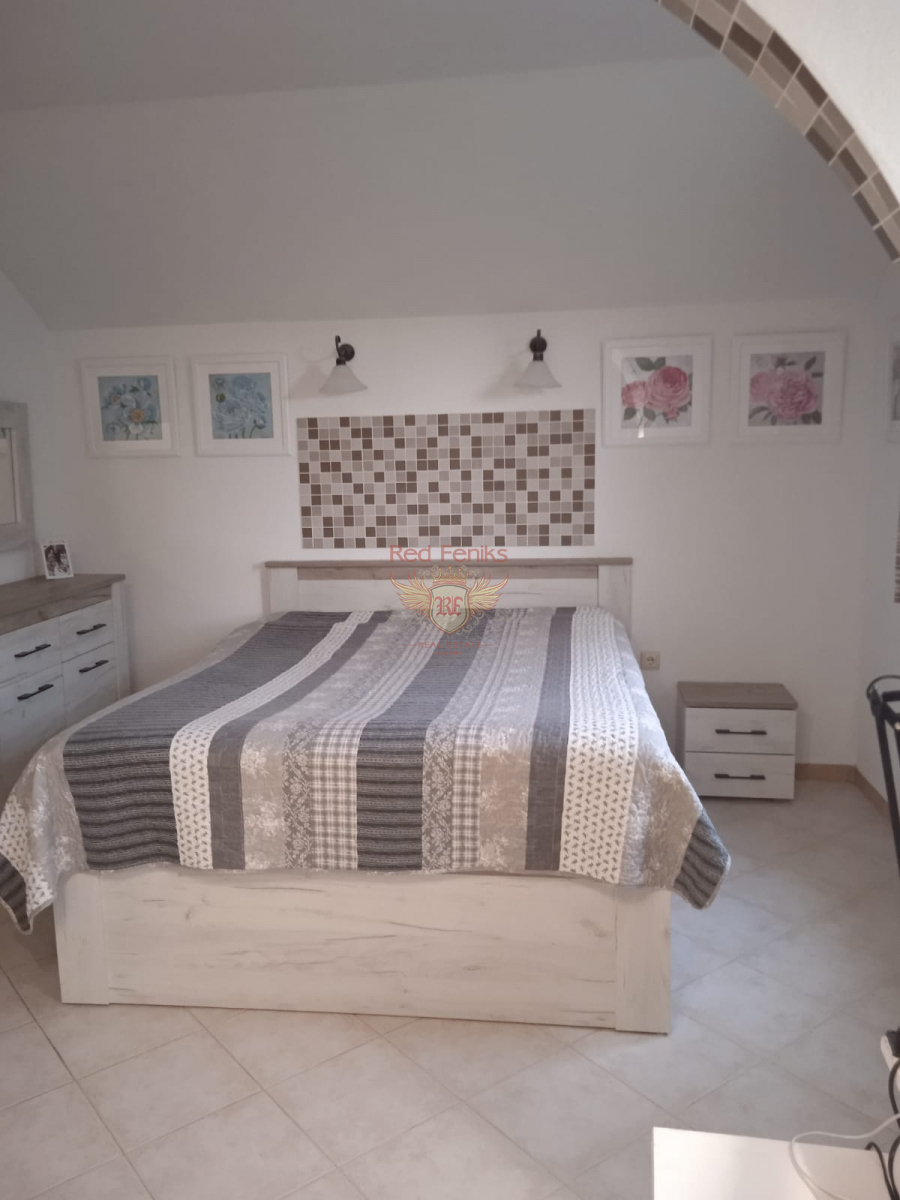 Casa en el Bar, Montenegro, 160 m² - imagen 2